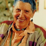 Eva mit blauen Haaren